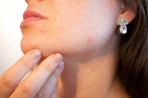 Read more about the article Die neueste Technik für die tägliche Hautpflege